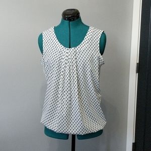 **Banana Republic** Light Weight Pleated Neckline Blouse